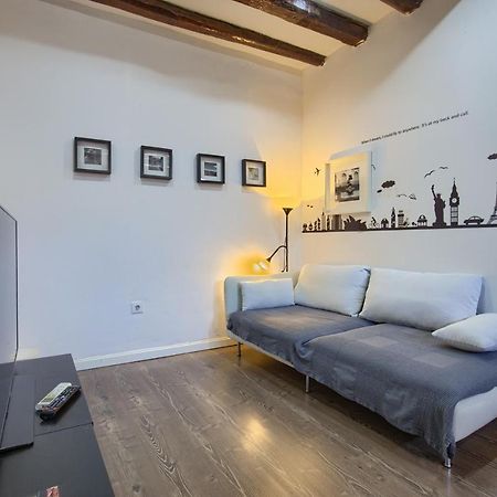 Apartamento Charming Sol Attic Madrid Exterior foto