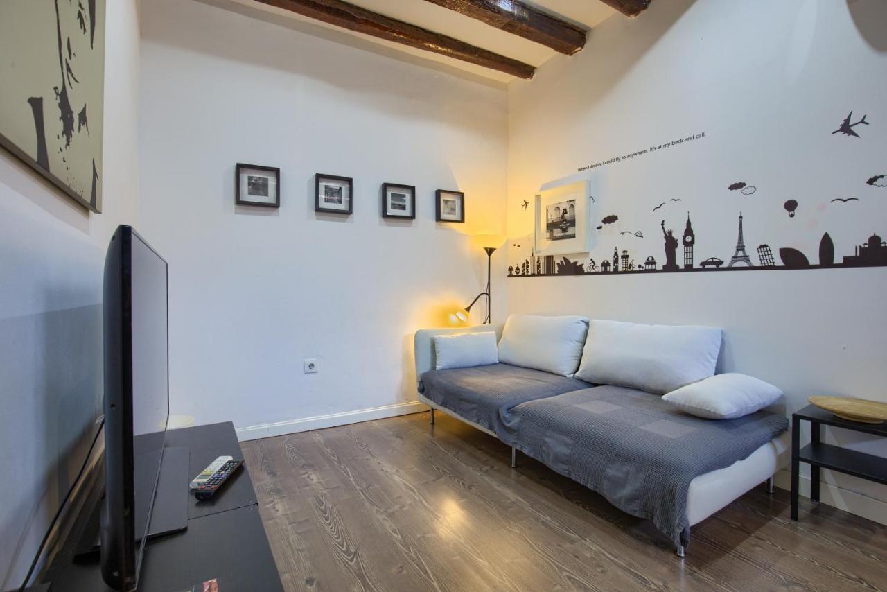 Apartamento Charming Sol Attic Madrid Exterior foto